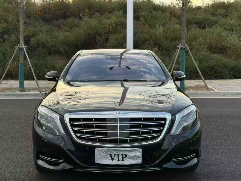 承德17年奔驰迈巴赫S级1
