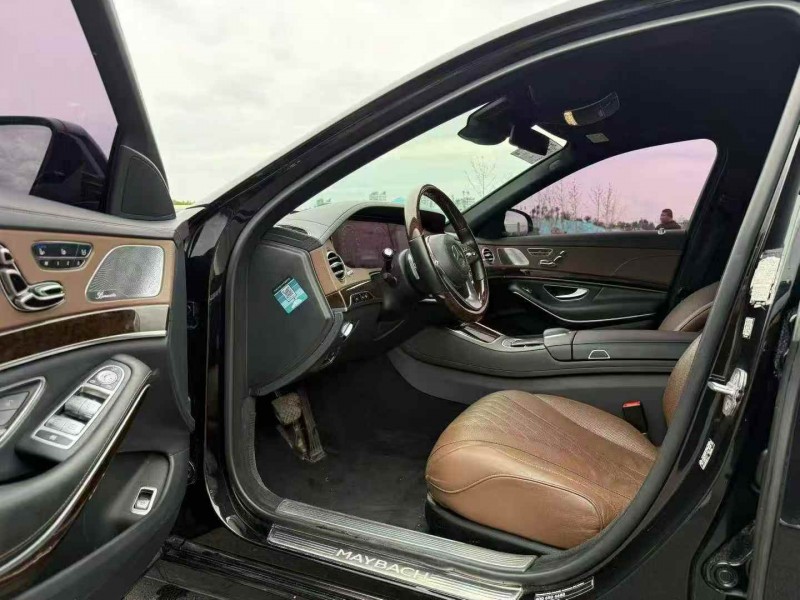 邯郸20年奔驰迈巴赫S级4