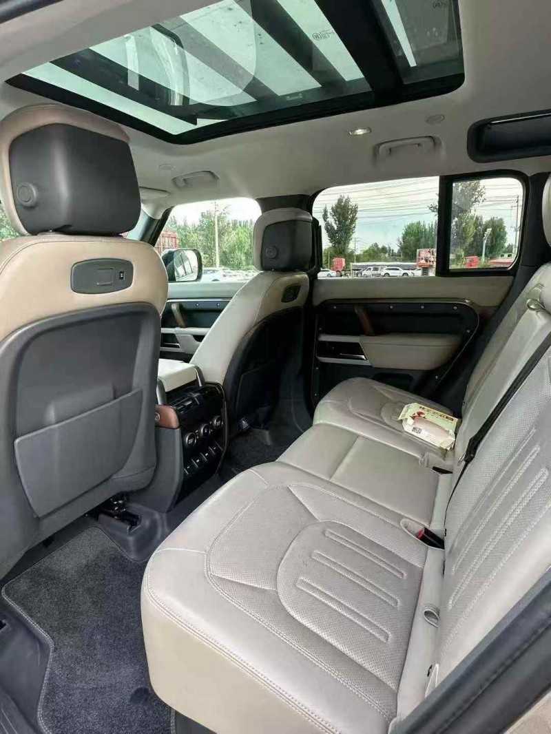 秦皇岛20年路虎卫士5