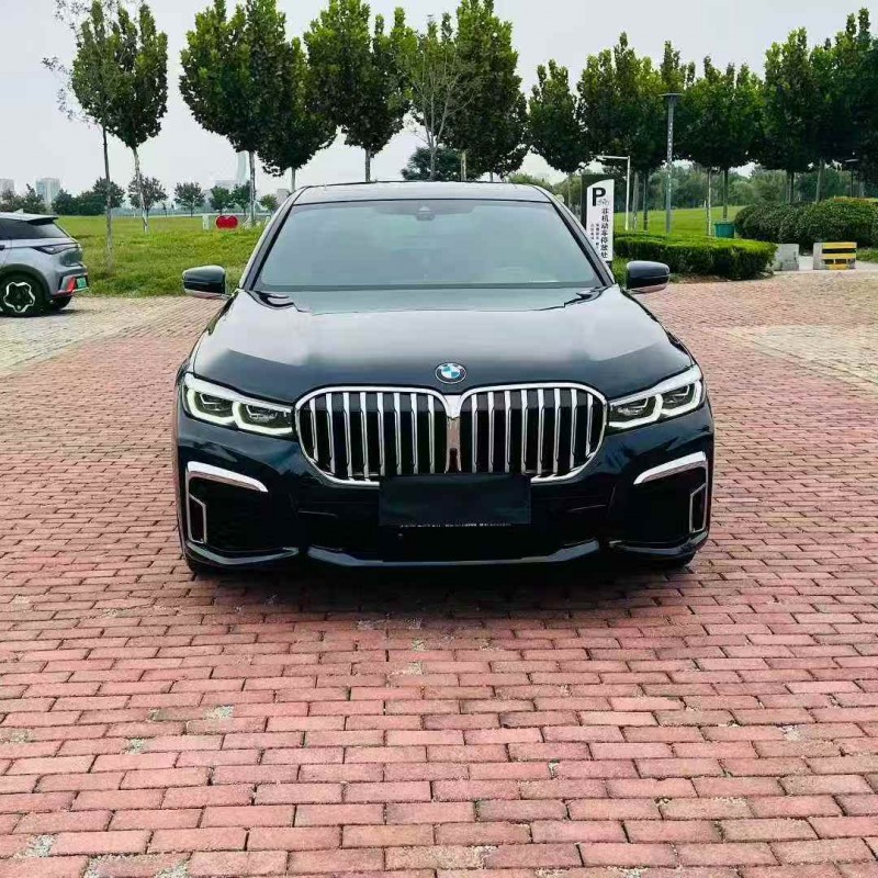 青岛22年宝马7系1