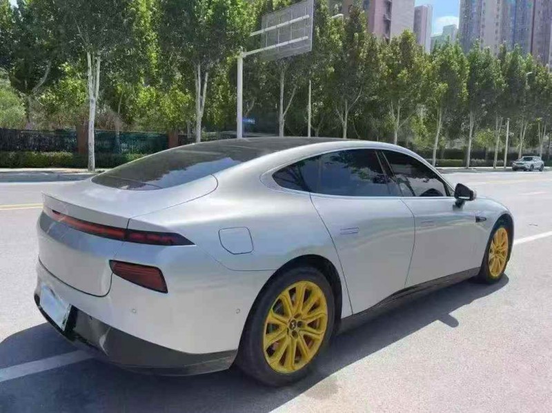 洛阳23年小鹏汽车p77