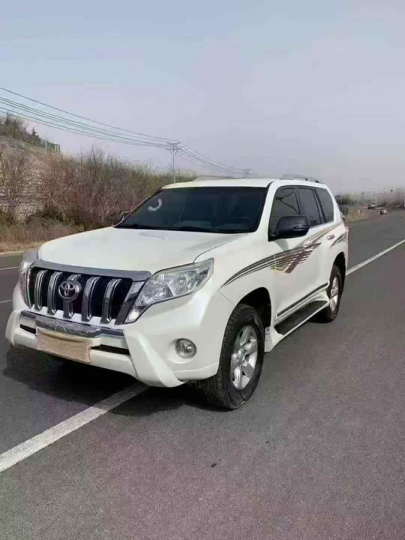 保定16年丰田普拉多2