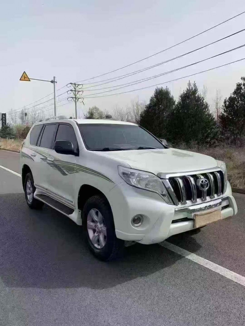 保定16年丰田普拉多3