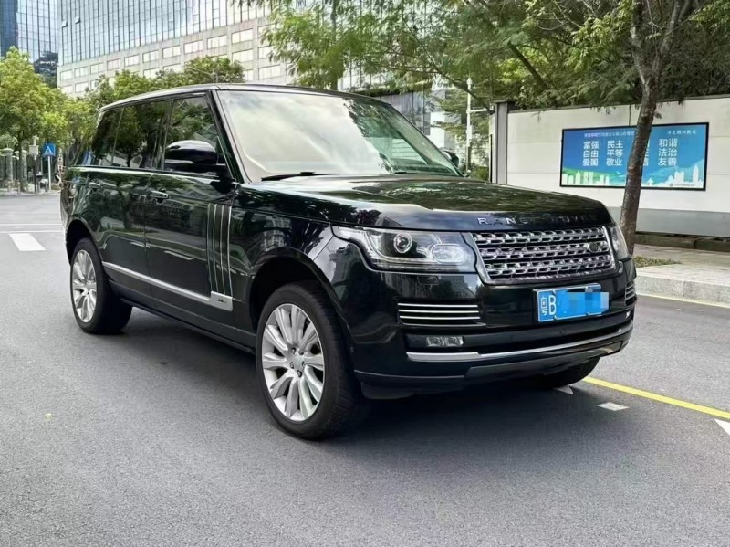 深圳17年路虎揽胜行政9