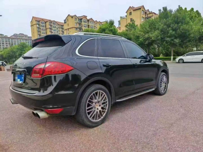 石家庄14年保时捷卡宴7