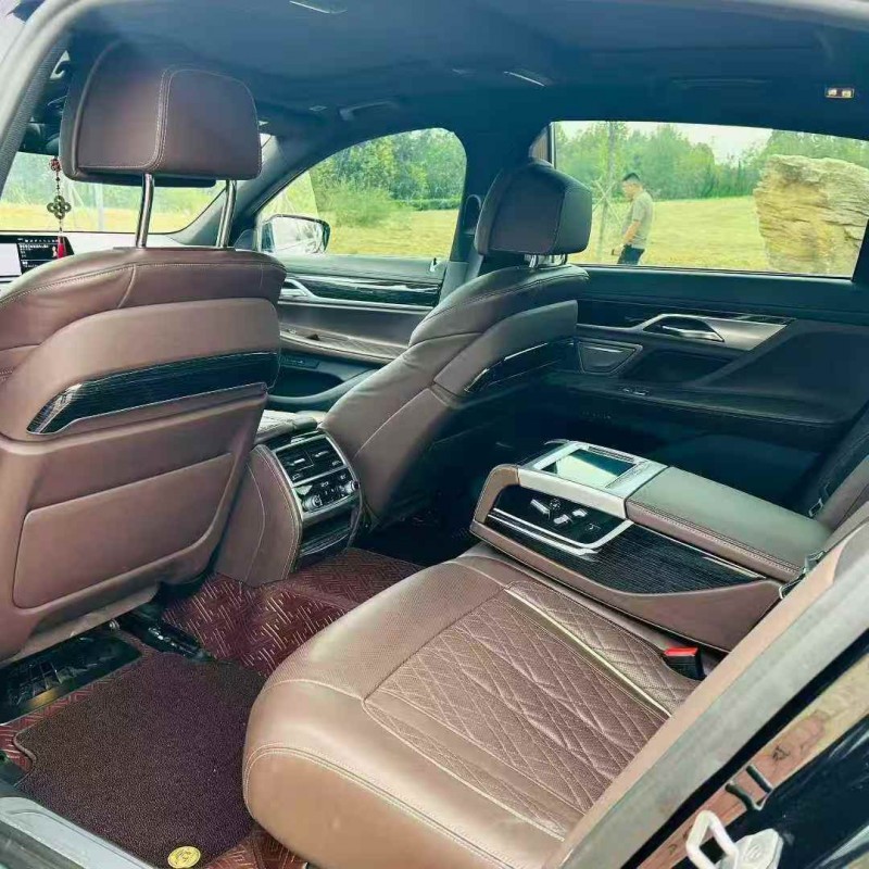 青岛22年宝马7系5