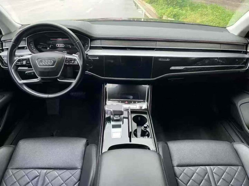 枣庄21年奥迪A8L7