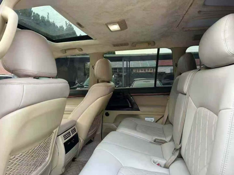 淄博18年丰田兰德酷路泽5