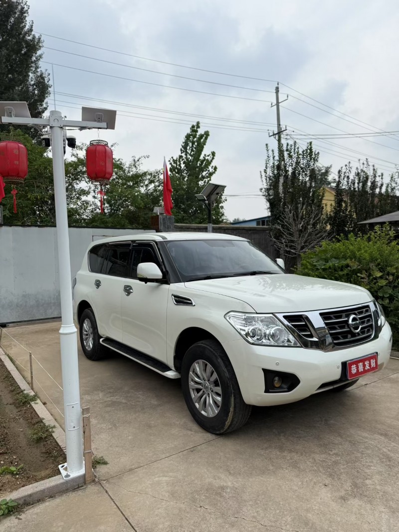 青岛19年日产途乐3