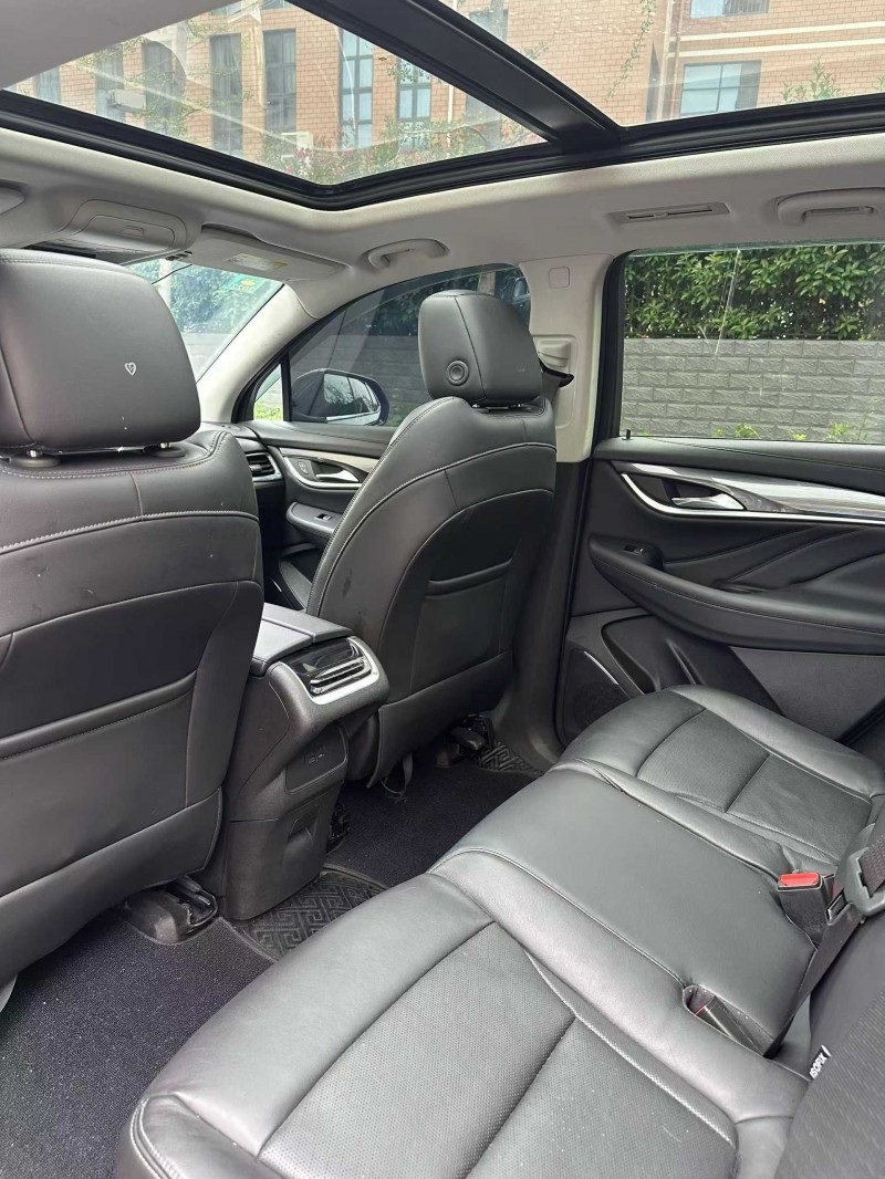 芜湖20年别克昂科旗5