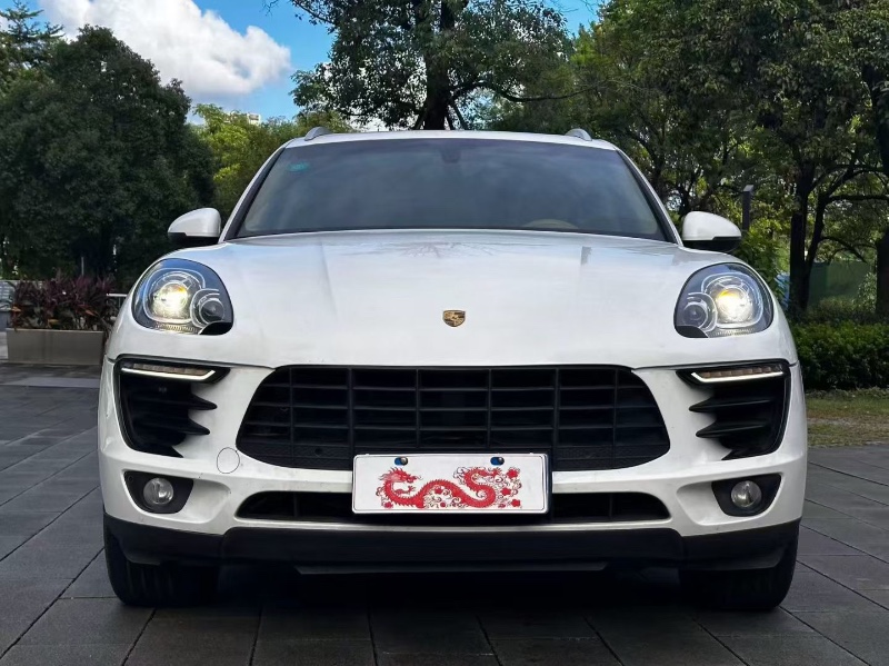 佛山15年保时捷Macan1