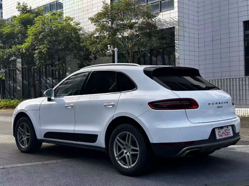 佛山15年保时捷Macan7