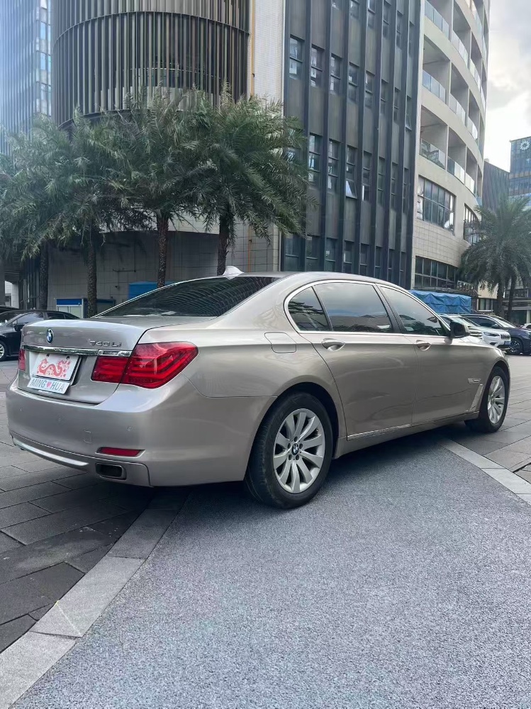 佛山12年宝马7系7