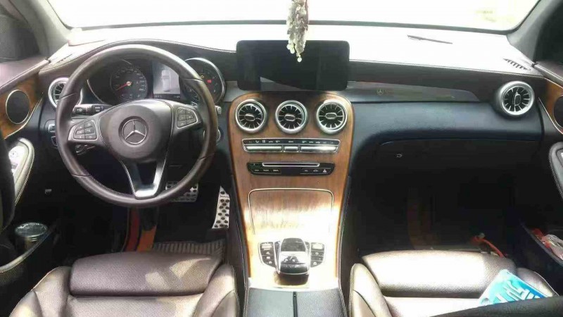 十堰19年奔驰GLC4