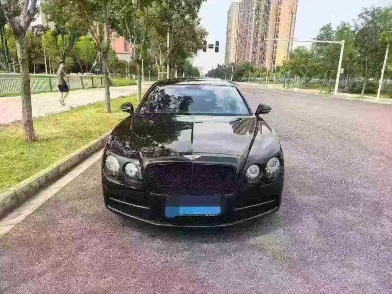 十堰16年宾利飞驰1