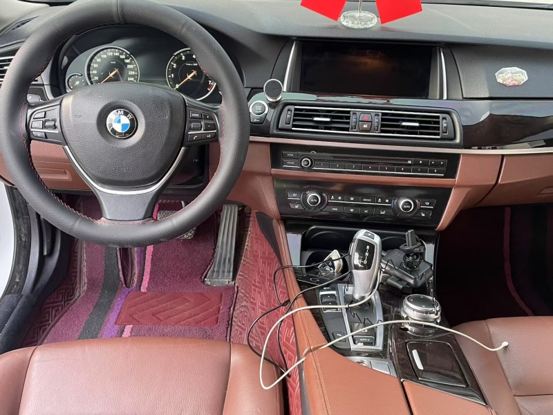 济宁16年宝马5系4