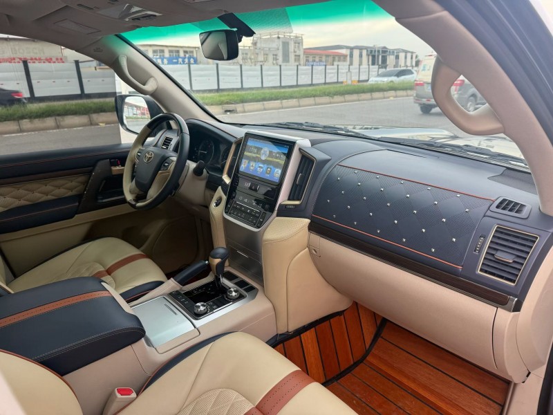 唐山20年丰田兰德酷路泽4