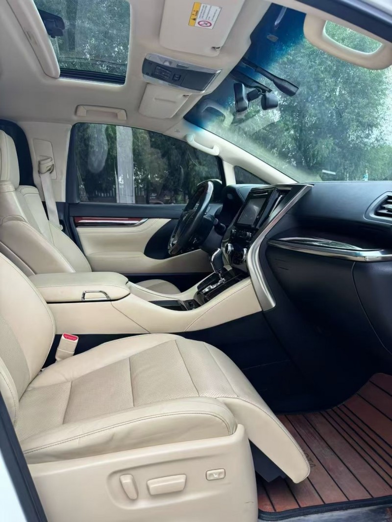 吉林17年丰田埃尔法7