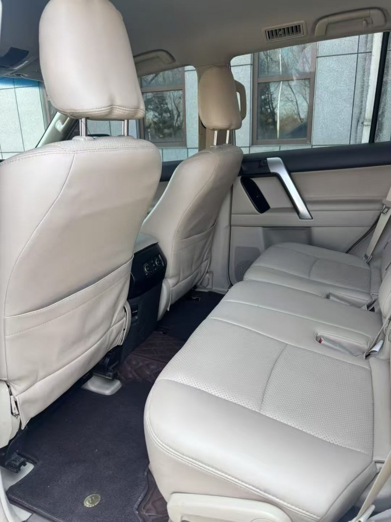 吉林19年丰田普拉多9