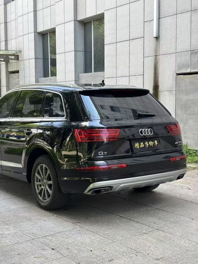 吉林17年奥迪Q76