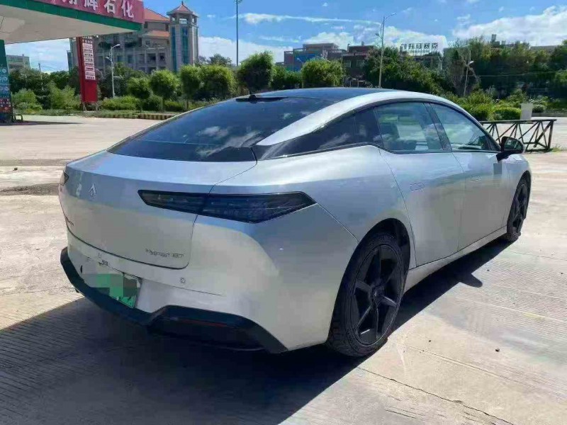 南平24年传祺昊铂GT8