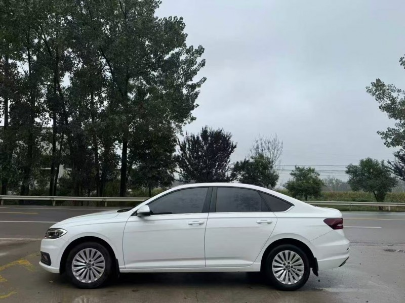 菏泽21年大众朗逸8