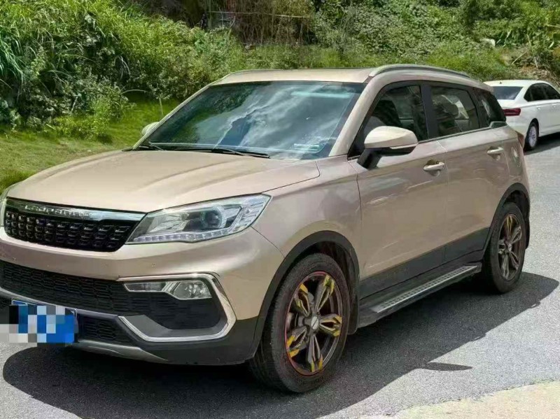 莆田17年猎豹汽车CS92