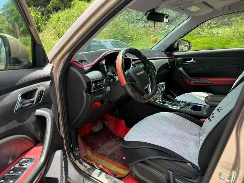 莆田17年猎豹汽车CS96