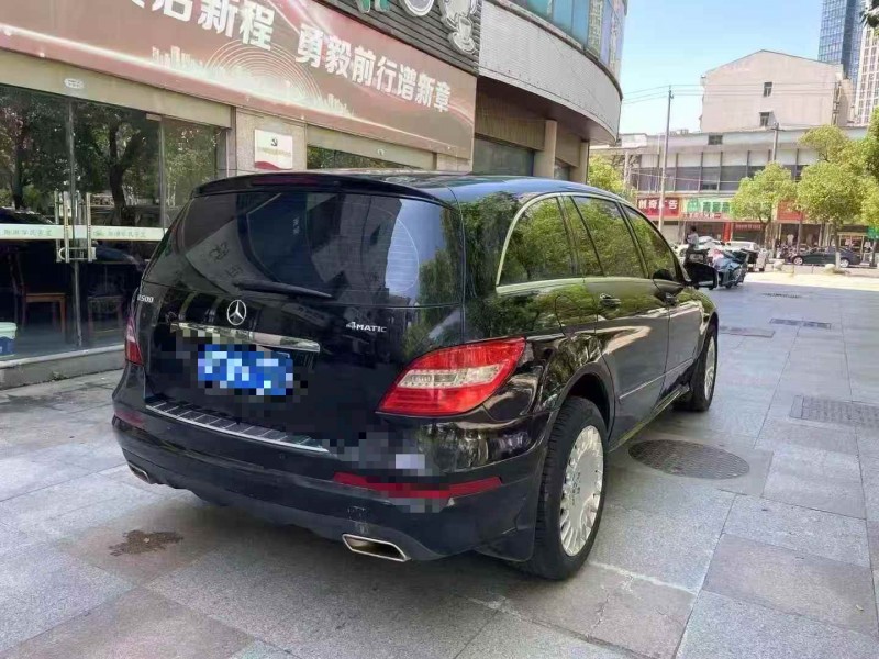 苏州13年奔驰R8