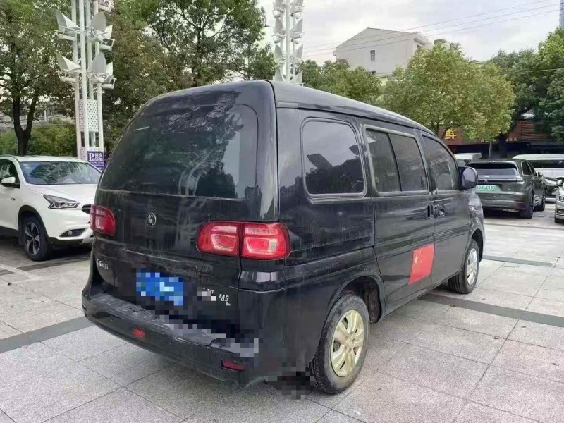 苏州20年东风菱智8