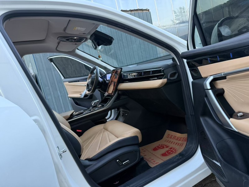 徐州23年吉利博越6