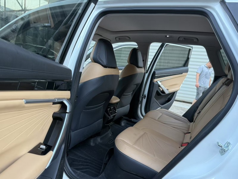 徐州23年吉利博越8