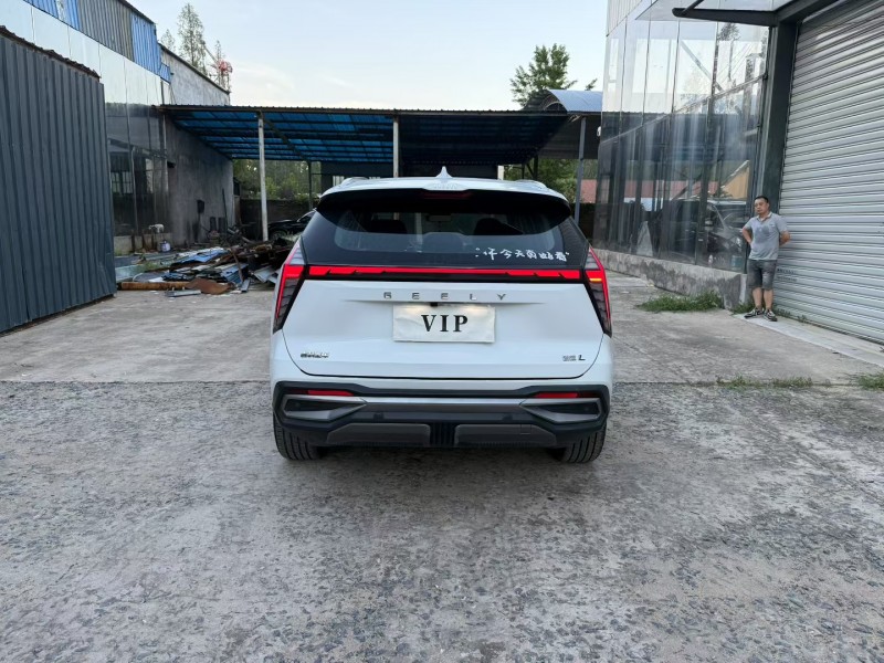 徐州23年吉利博越9