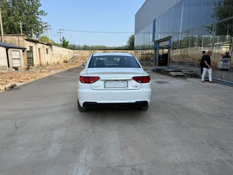 徐州23年吉利帝豪9