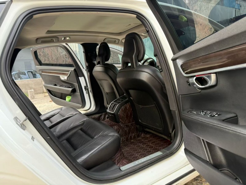 徐州18年沃尔沃S907