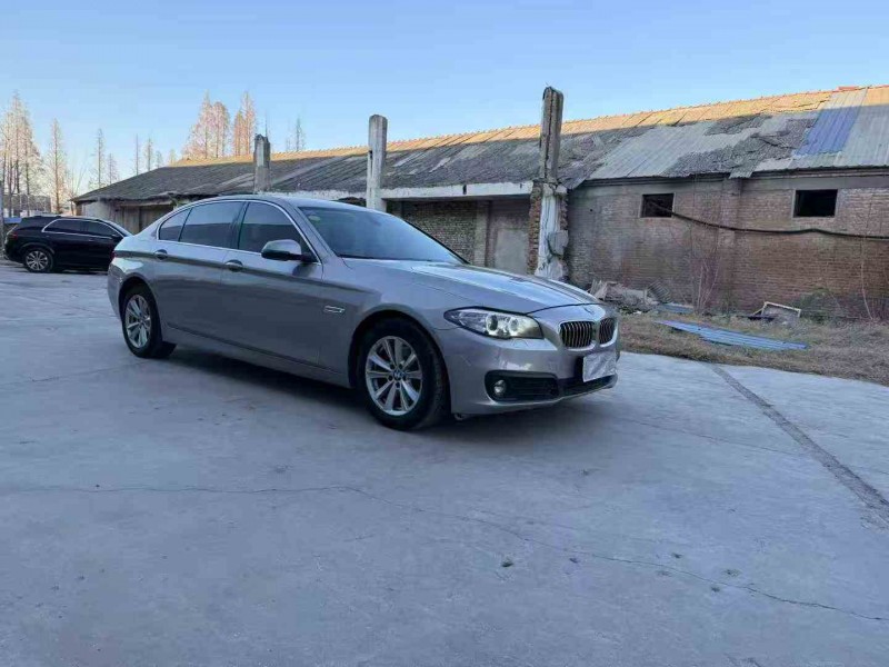 徐州16年宝马5系3