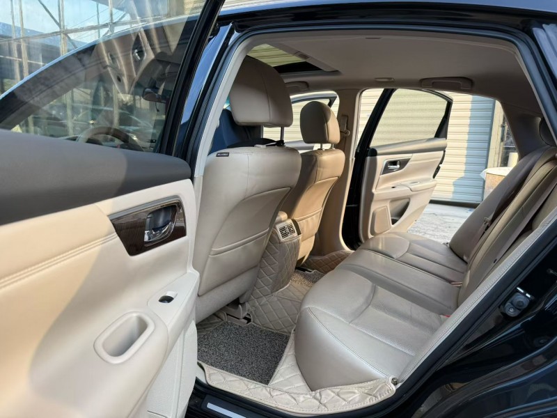 徐州16年日产天籁8