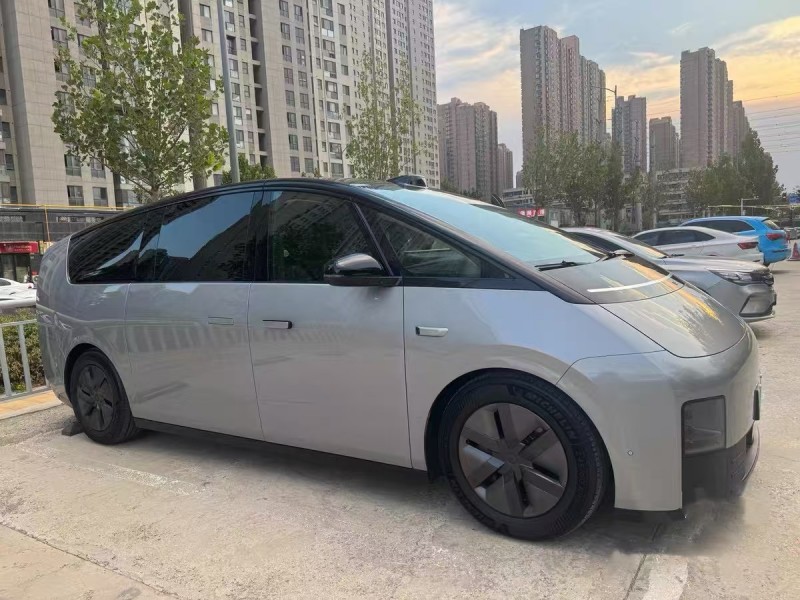 石家庄24年理想mega1