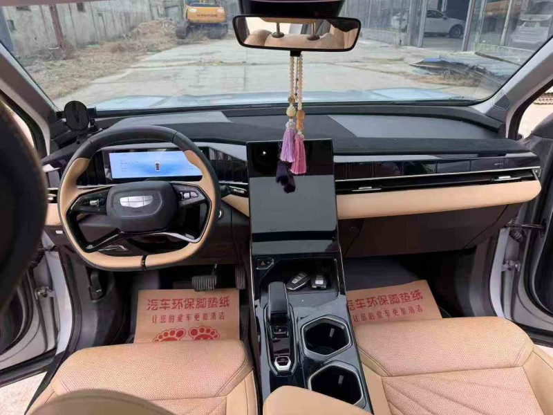 徐州23年吉利博越5