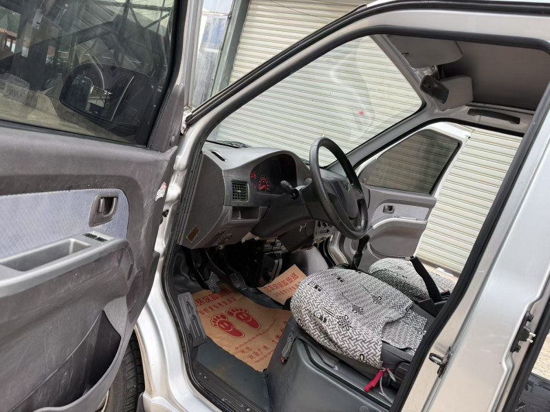 徐州24年五菱汽车荣光4