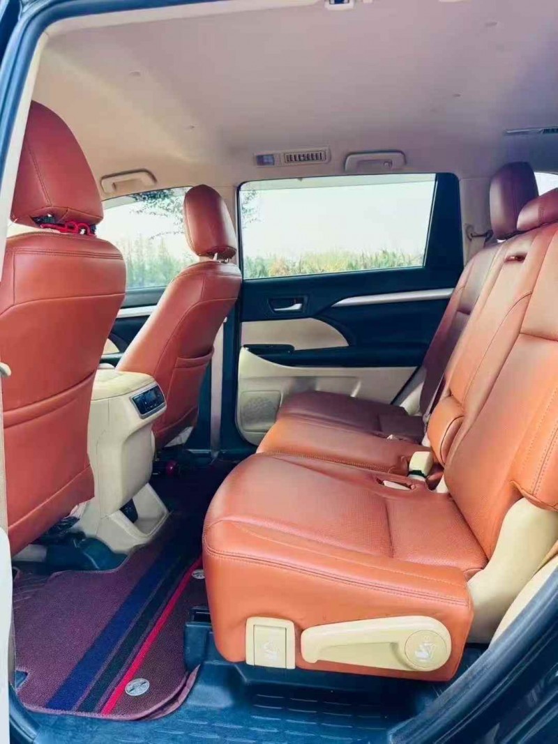 徐州20年丰田汉兰达6