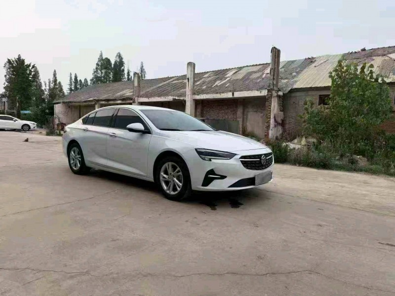 徐州22年别克君威3