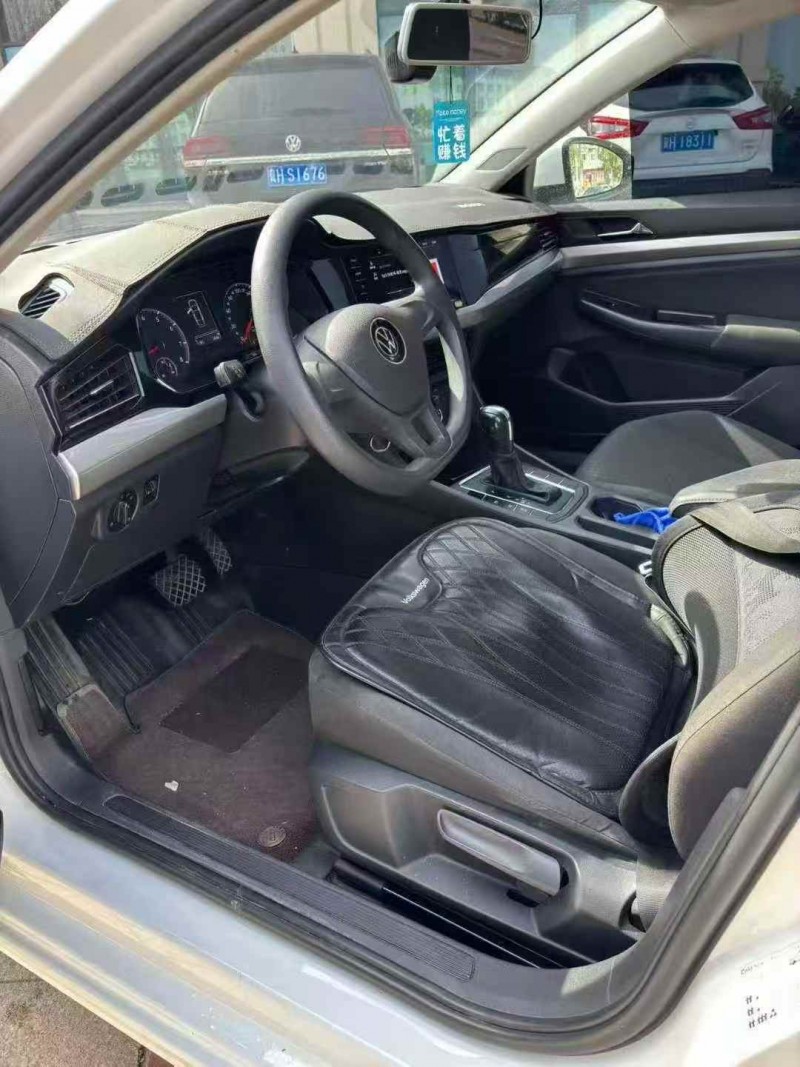 唐山22年大众宝来4