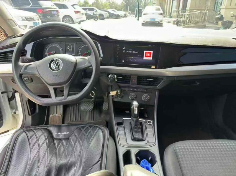 唐山22年大众宝来5