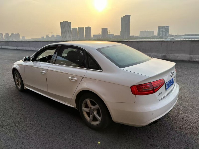 徐州16年奥迪A4L6