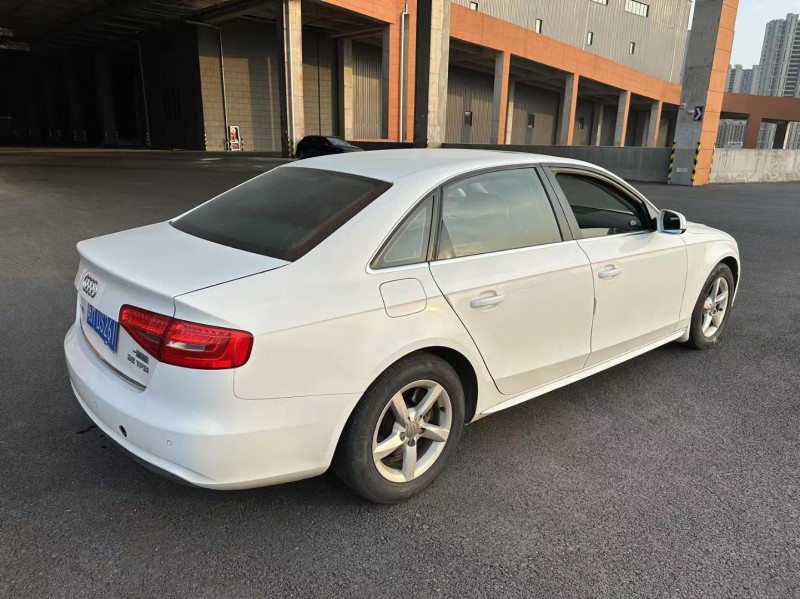 徐州16年奥迪A4L8