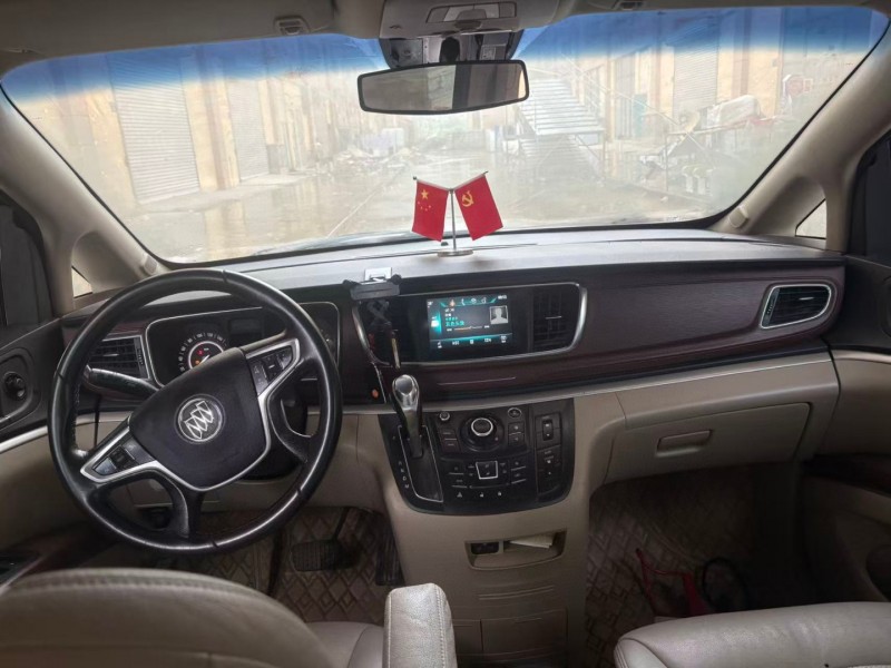 苏州17年别克GL85