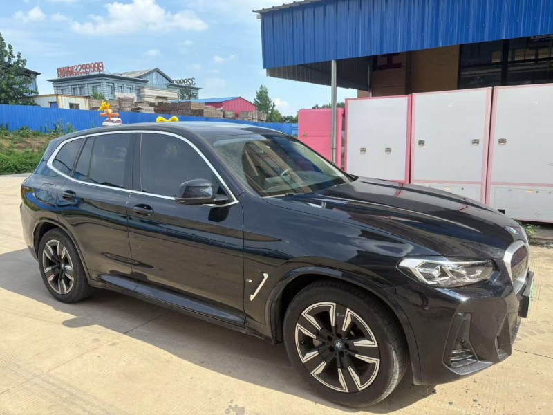 苏州24年宝马IX33