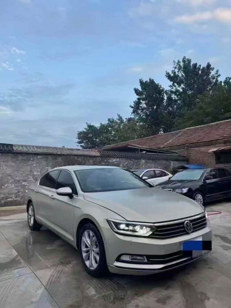 菏泽17年大众迈腾2