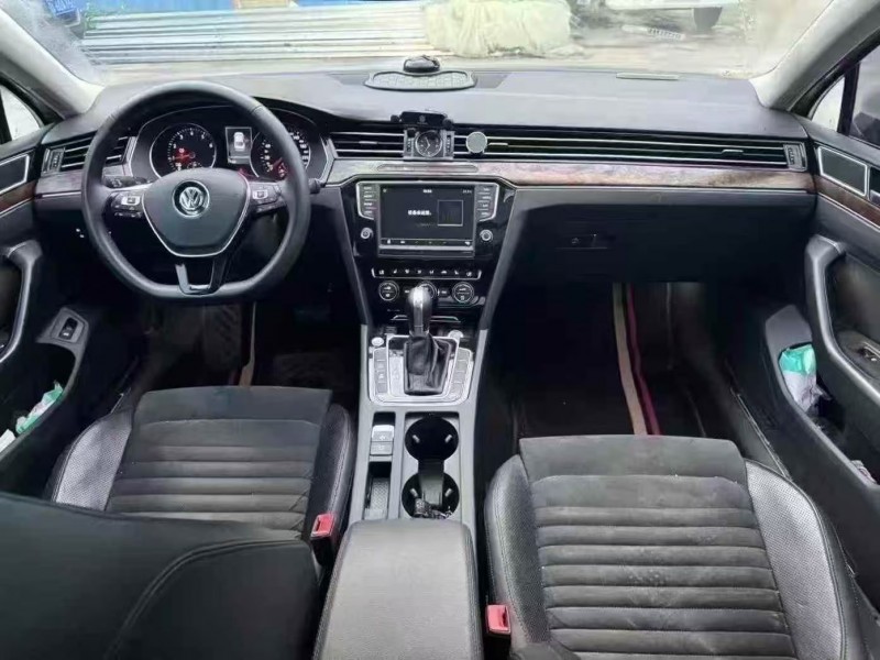 菏泽17年大众迈腾6